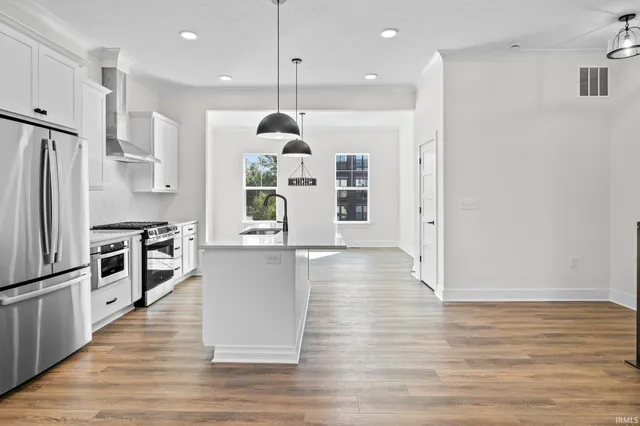 $535,000 | 105 Parkerwood Lane, West Lafayette, IN 47906