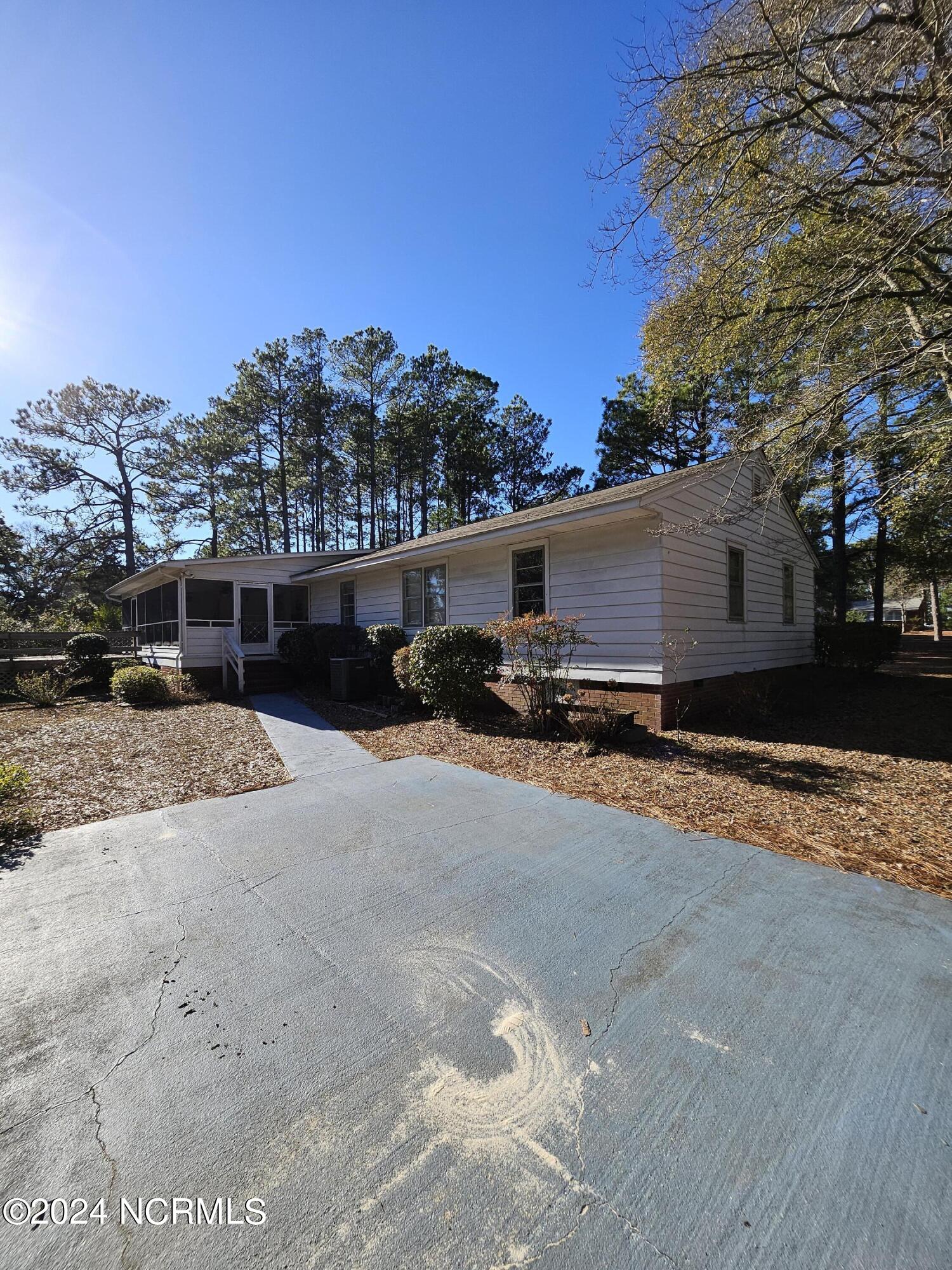 381 Sand Pit Road Aberdeen, NC 28315 - Photo 25 of 29 20240114_142657