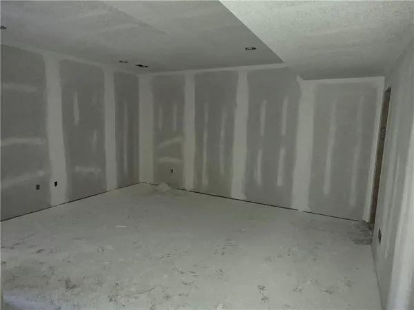 $468,500 | 4943 146th Street, Basehor, KS 66007