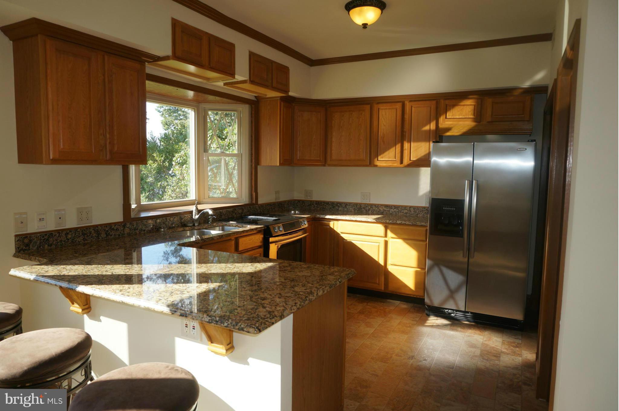 212 Greenland Beach Road Baltimore, MD 21226 - Photo 7 of 25 Kitchen