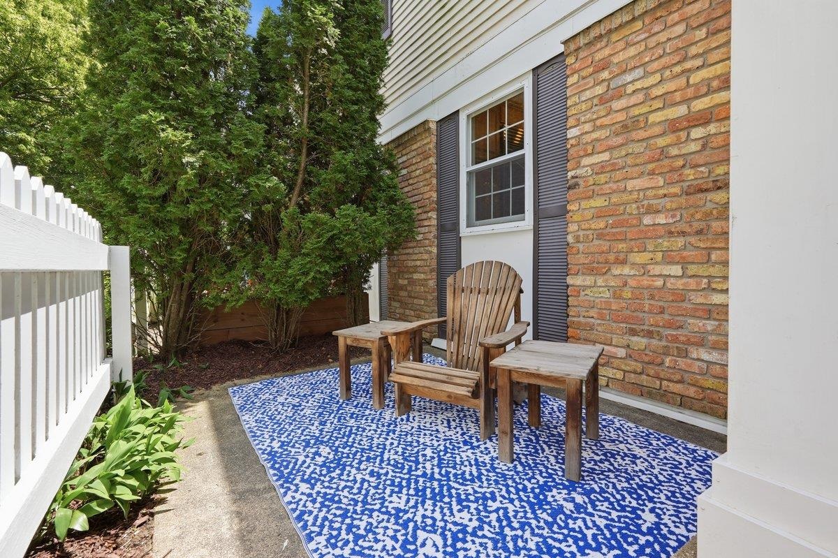 7450 Old Sauk Road Madison, WI 53717 - Photo 3 of 40