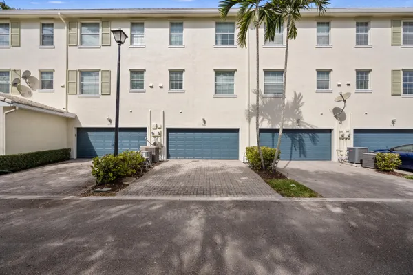 $4,100 | 1553 Meads Bay Lane, Jupiter, FL 33458
