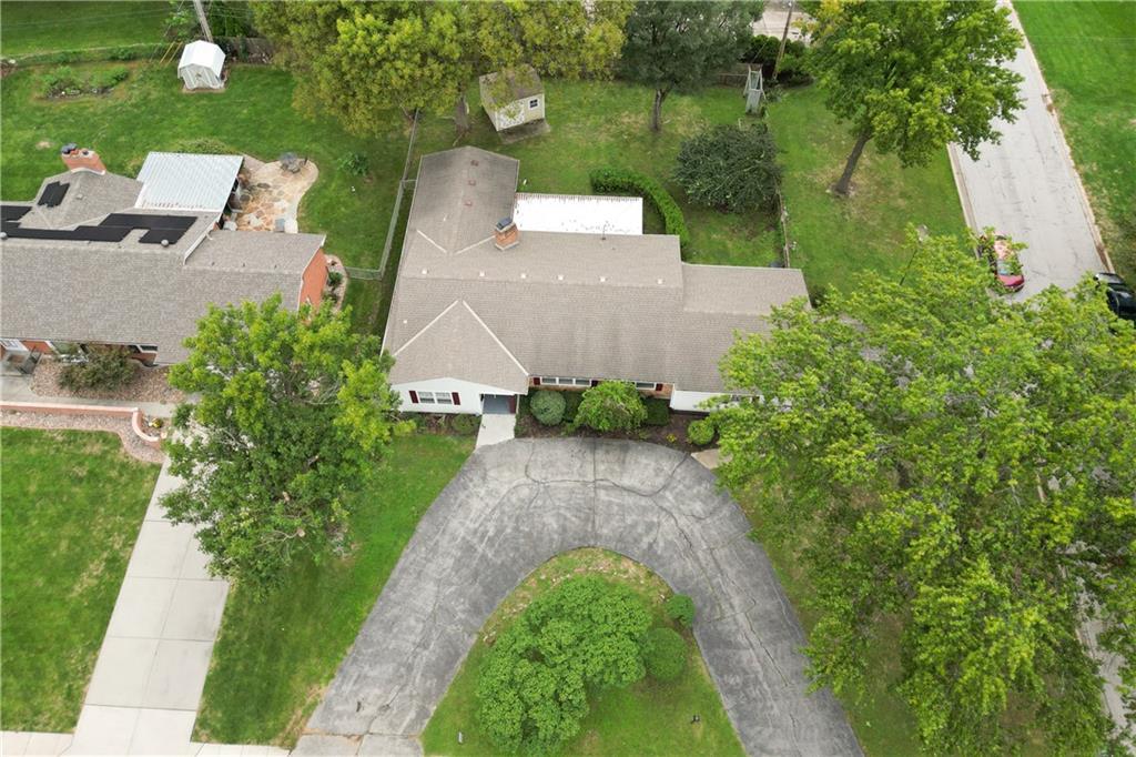 305 Northwest O'Brien Road Lee's Summit, MO 64063 - Photo 33 of 34 Gallery Image 33