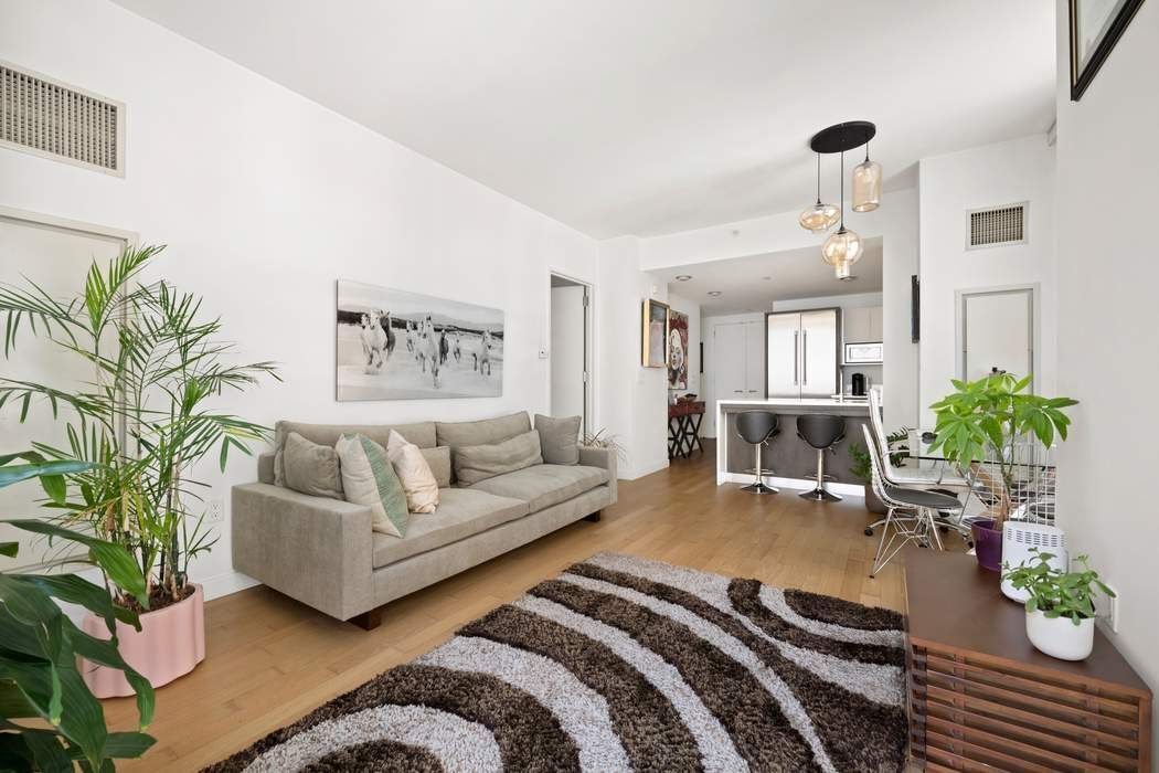 247 West 46th Street, Unit 1106 Manhattan, NY 10036 - Photo 2 of 15