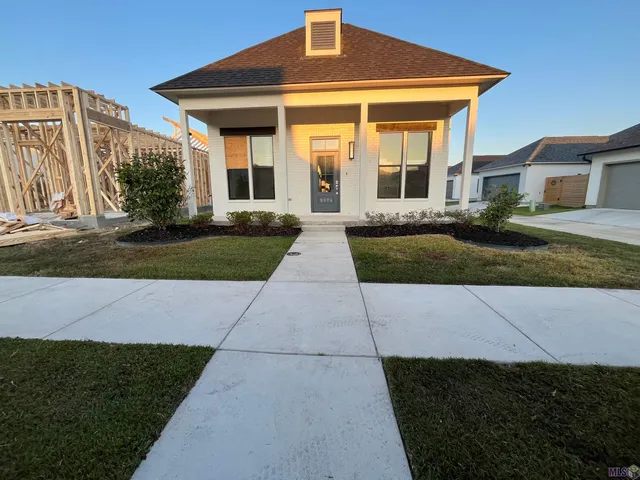 $289,900 | 9974 Stonewater Drive, Baton Rouge, LA 70818