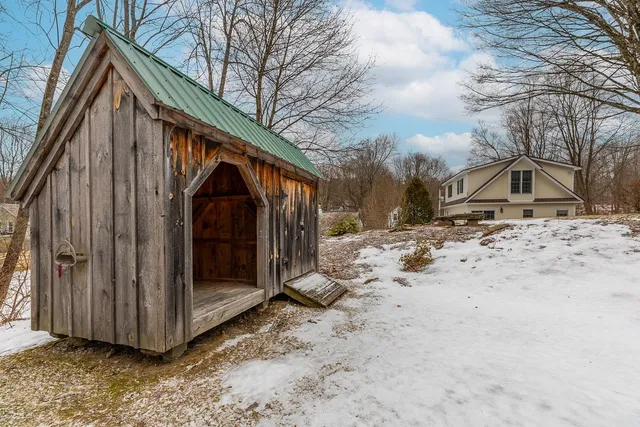 $345,000 | 3637 Vermont Rte 7a, Arlington, VT 05250