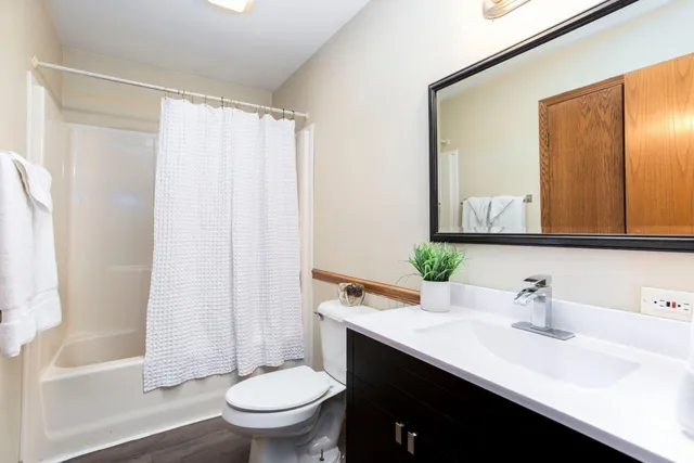 $425,000 | 911 200th Street, Baldwin, WI 54002