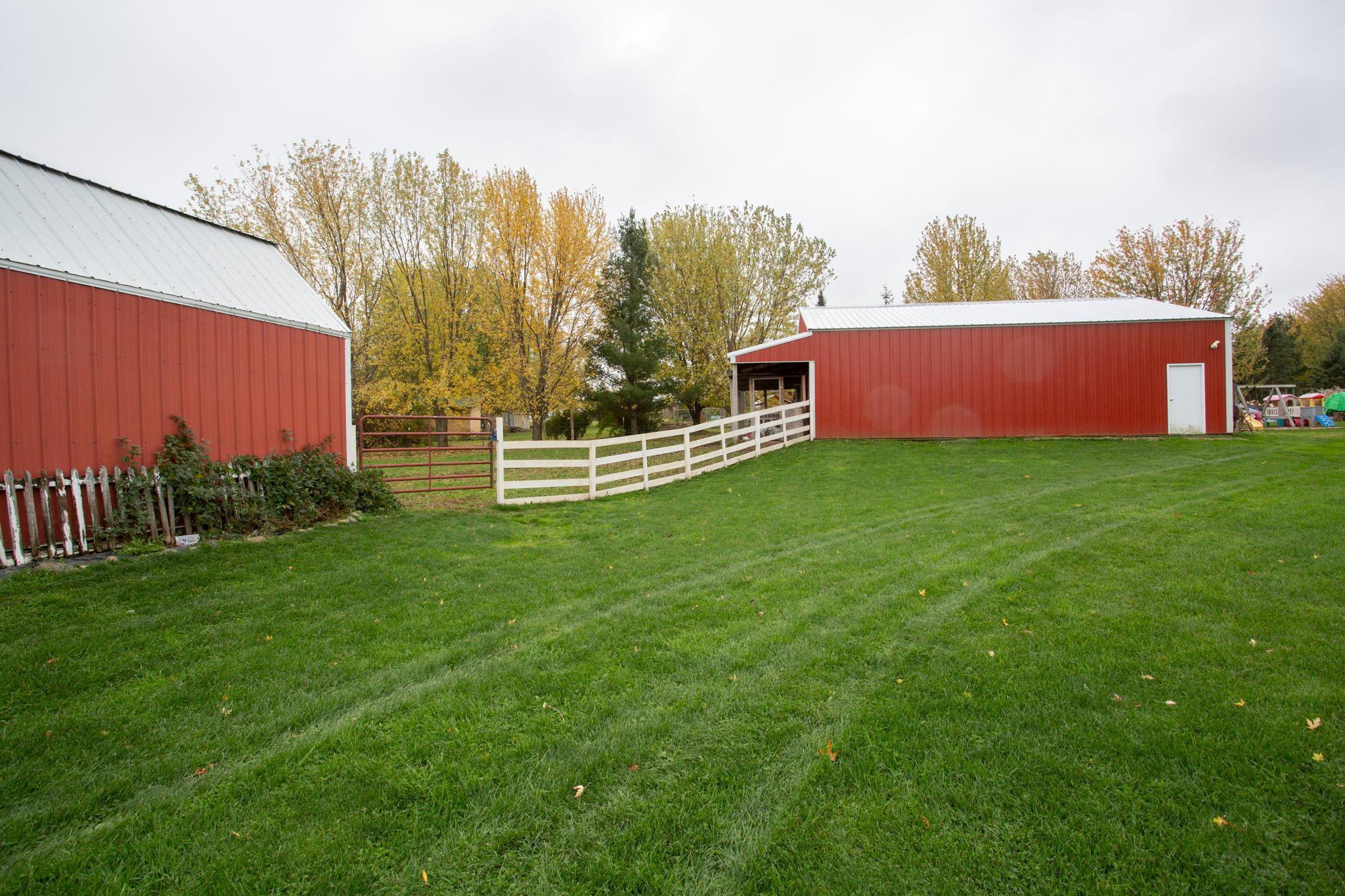 911 200th Street Baldwin, WI 54002 - Photo 4 of 39