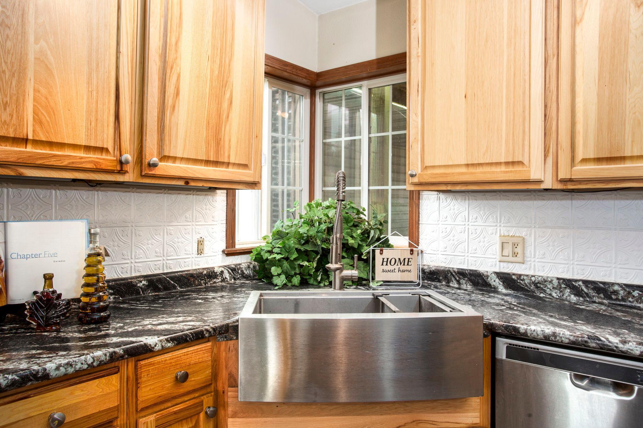 911 200th Street Baldwin, WI 54002 - Photo 6 of 39