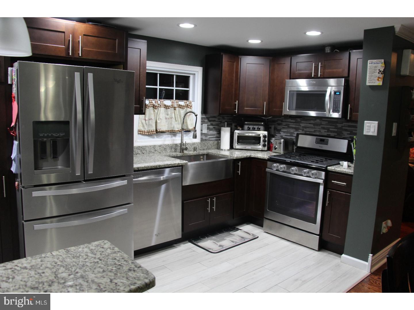 9006 Ashton Road Philadelphia, PA 19136 - Photo 11 of 25 Gallery Image 11