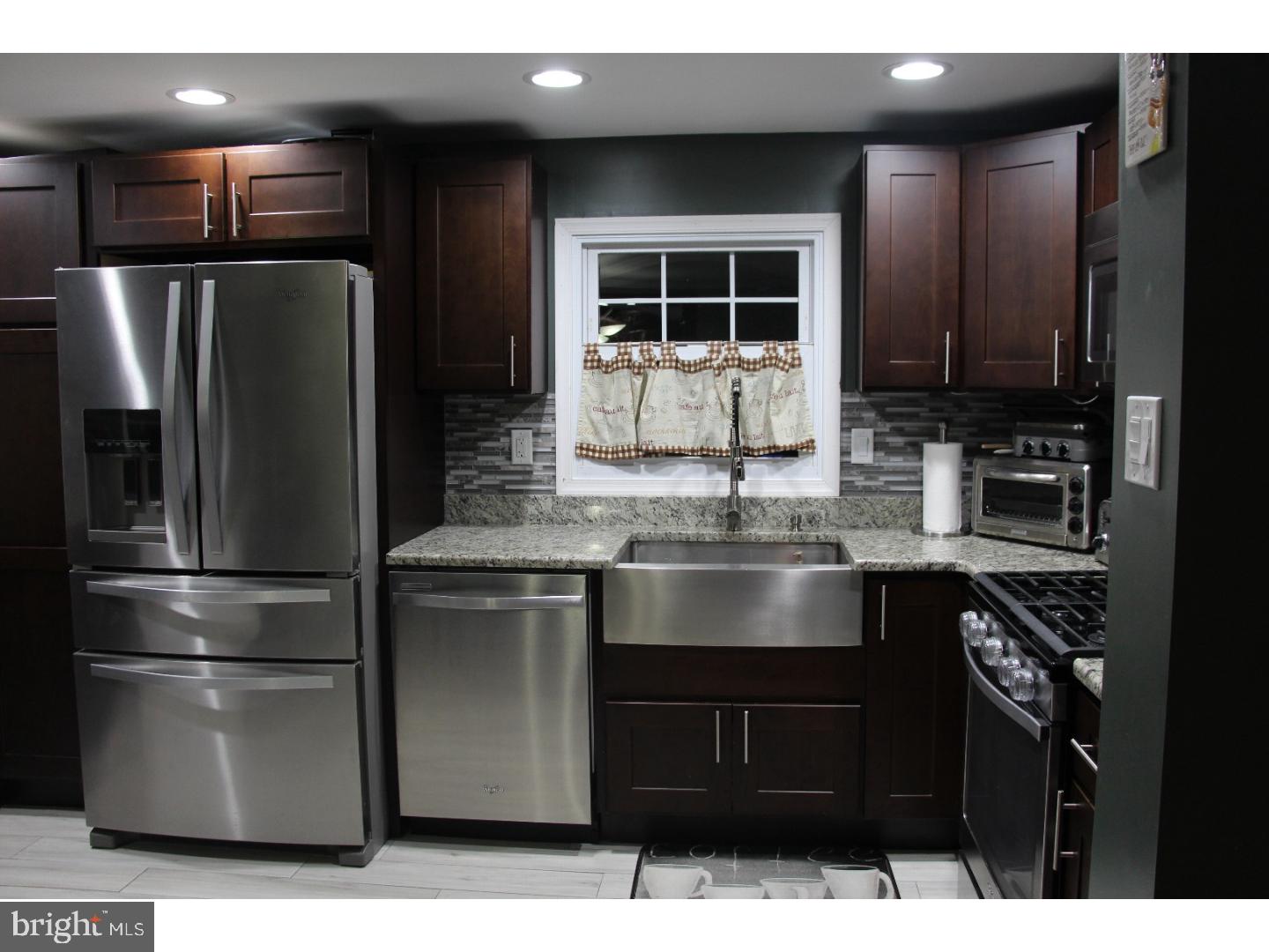 9006 Ashton Road Philadelphia, PA 19136 - Photo 12 of 25 Gallery Image 12