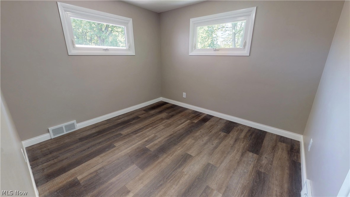 29744 Arthur Road Wickliffe, OH 44092 - Photo 15 of 35 Gallery Image 15