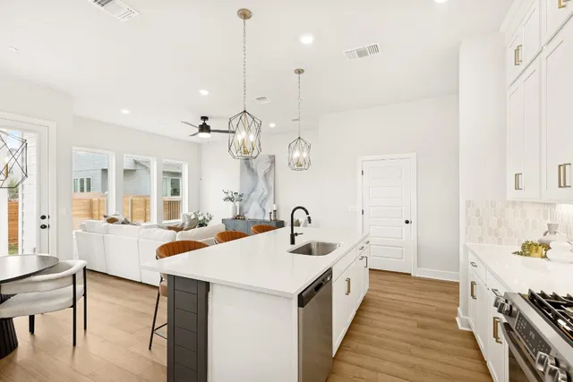 $389,990 | 5603 Forks Road, Austin, TX 78747