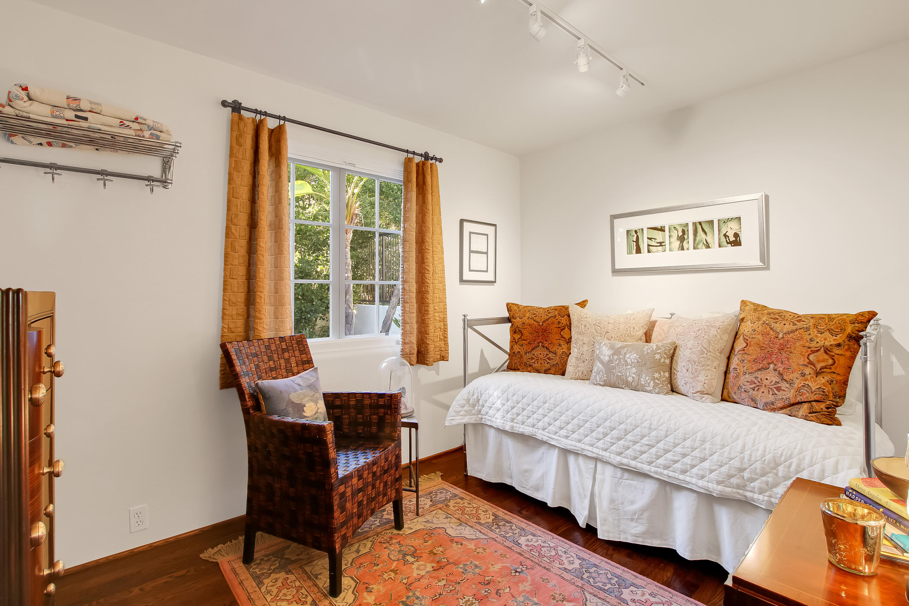 815 Tye Road Santa Barbara, CA 93105 - Photo 24 of 27 GUEST BR