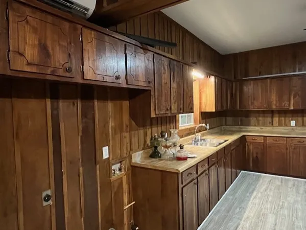 $449,900 | 1386 Chisholm Road, Cypress Inn, TN 38452
