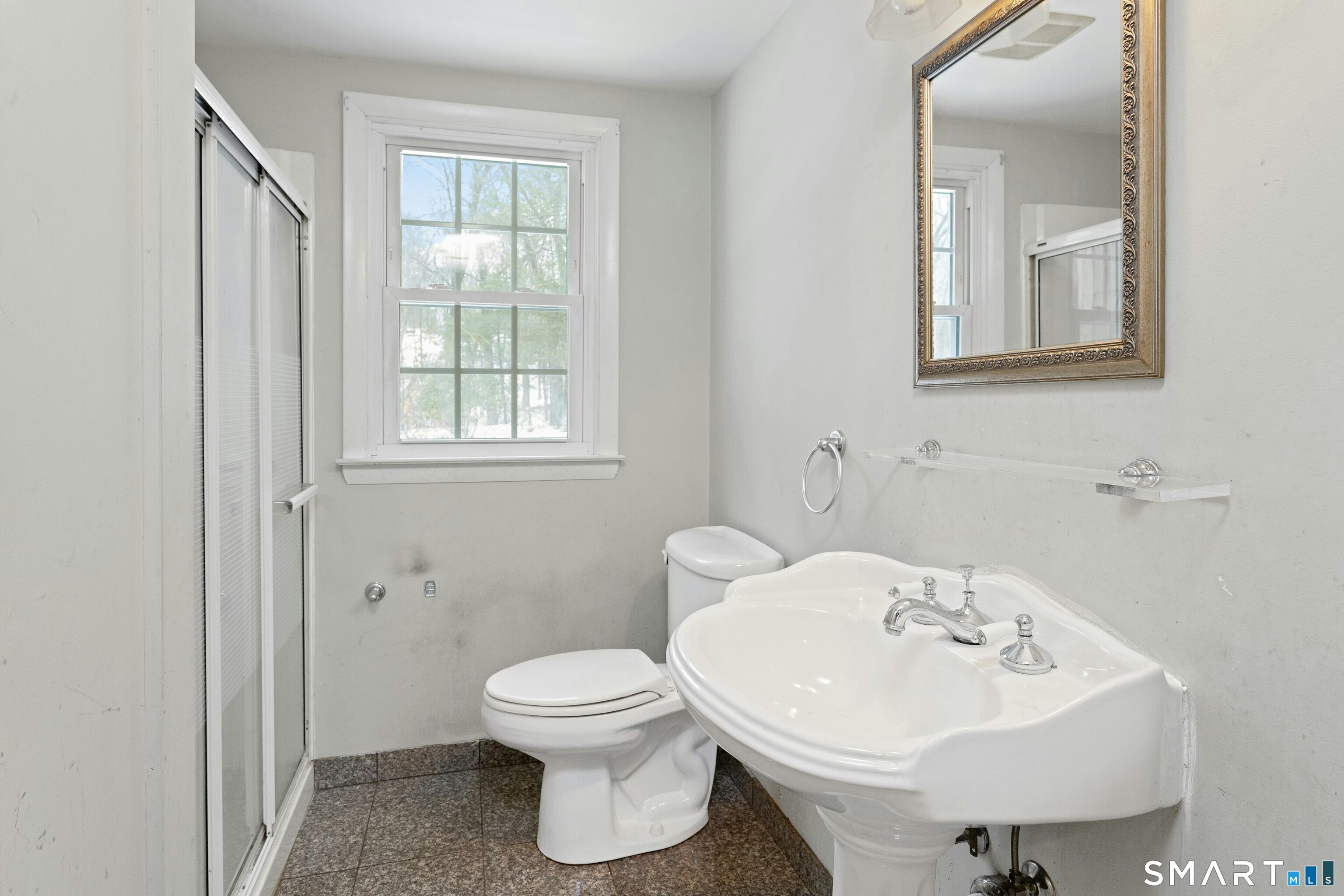 5 Stonehenge Road Weston, CT 06883 - Photo 14 of 30