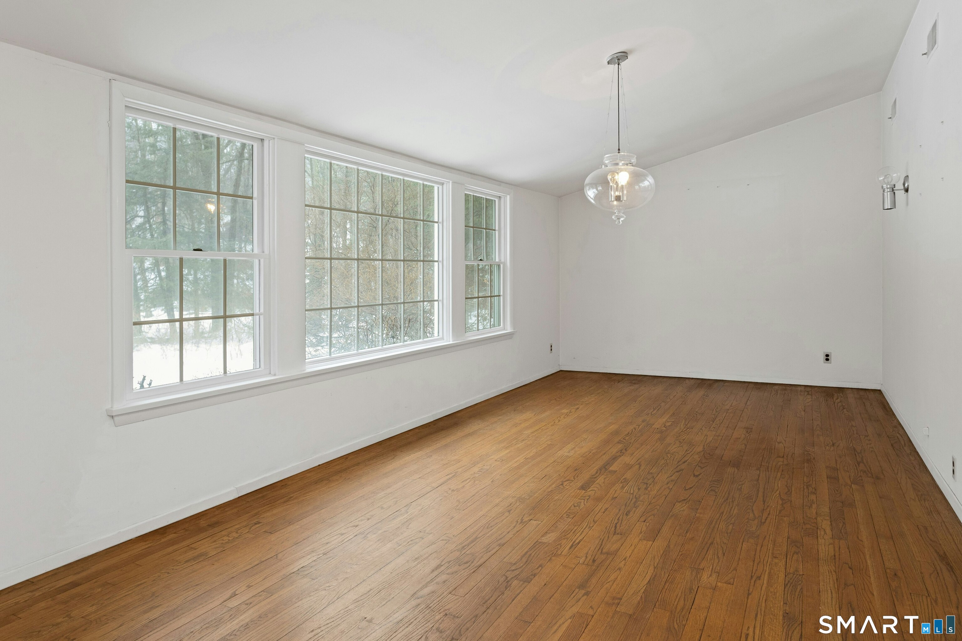 5 Stonehenge Road Weston, CT 06883 - Photo 7 of 30