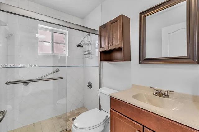 $3,400 | 8211 Northwest 194th Terrace, Hialeah, FL 33015