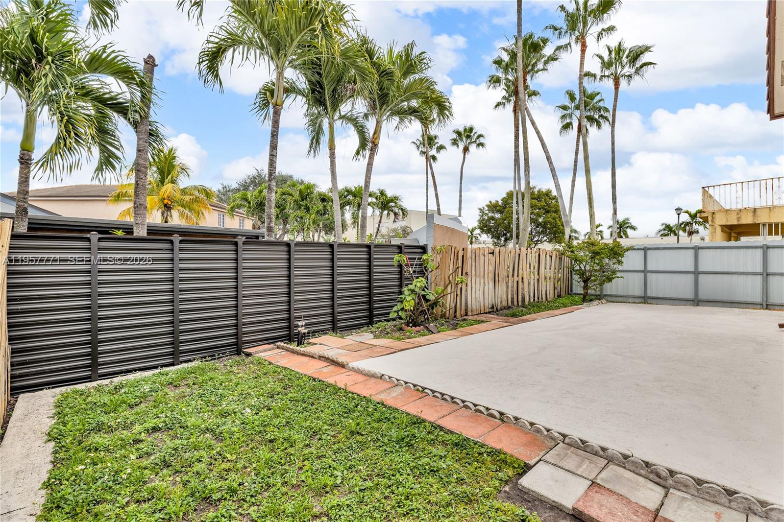 8211 Northwest 194th Terrace Hialeah, FL 33015 - Photo 7 of 25