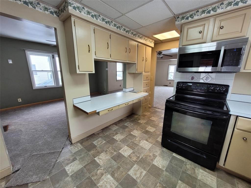 121 Kimble Road Vestal, NY 13850 - Photo 17 of 44