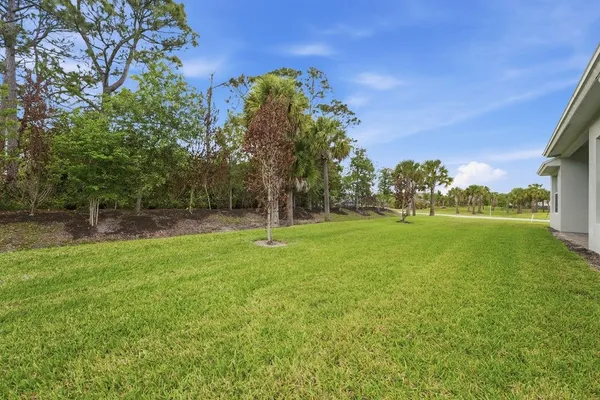 $3,500 | 6391 High Pointe Circle, Vero Beach, FL 32967