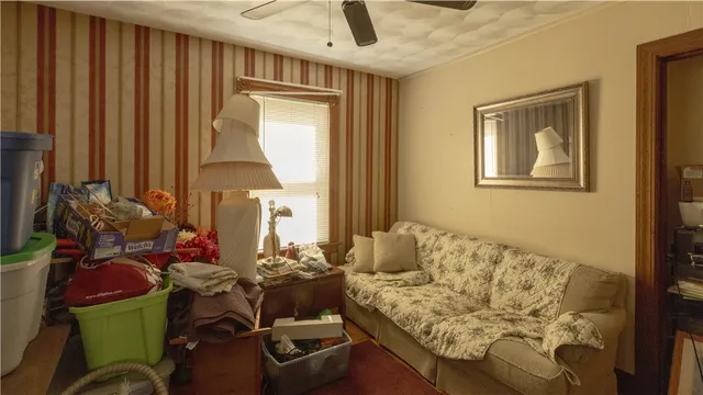 $325,000 | 41 What Cheer Avenue, East Providence, RI 02914