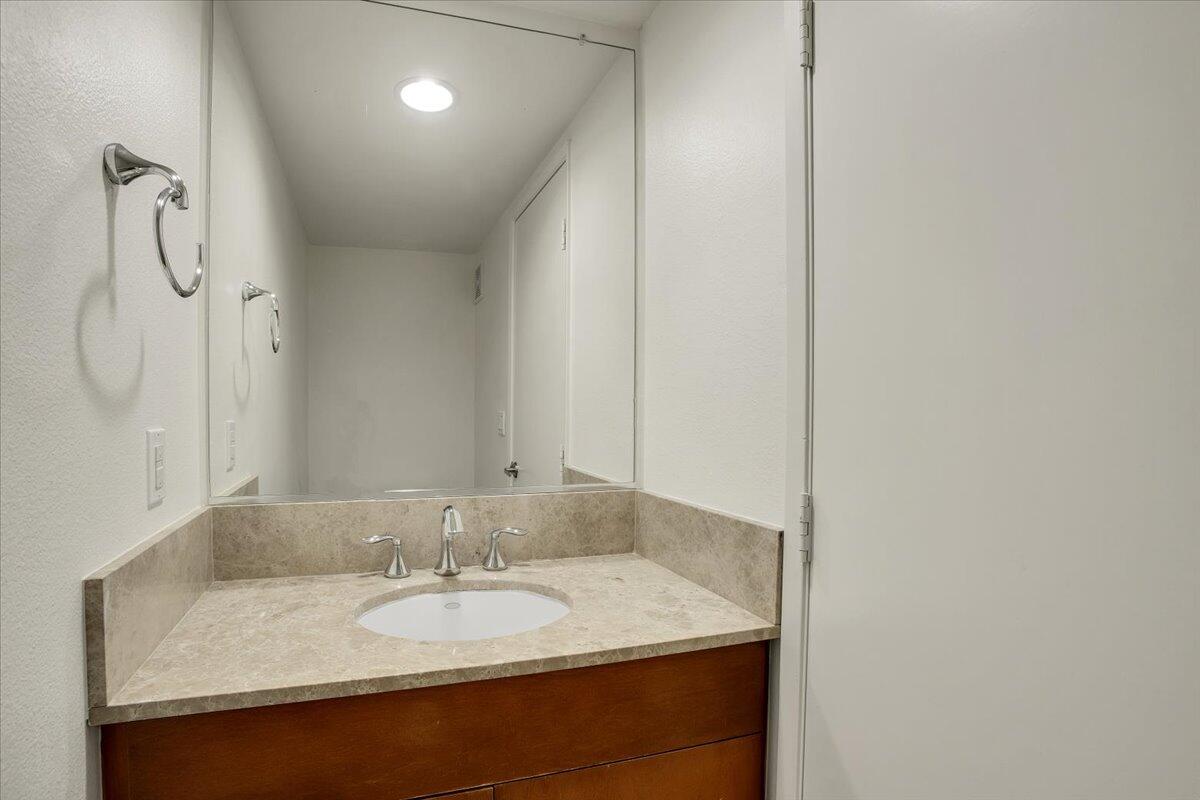 262 Breeze Loop Palm Springs, CA 92262 - Photo 14 of 47 40-12