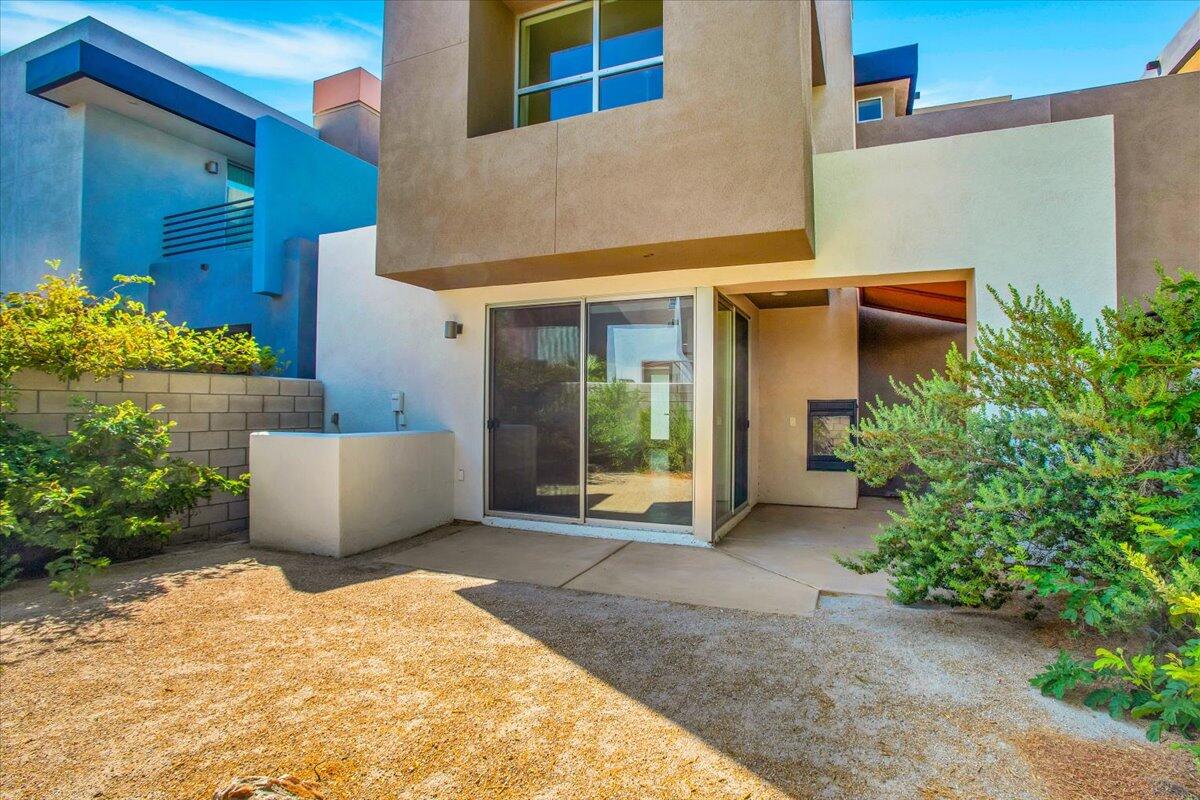 262 Breeze Loop Palm Springs, CA 92262 - Photo 34 of 47 10-33