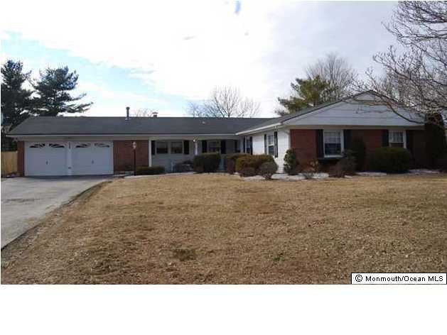 31 Crosswicks Road Freehold, NJ 07728 - Photo 1 of 3 Primary Photo