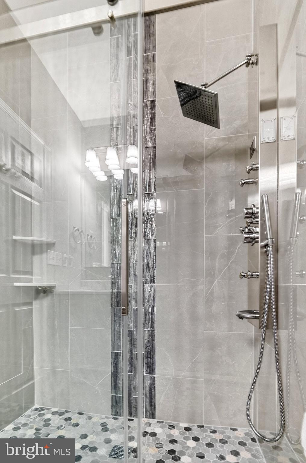 23 Zaitz Farm Road West Windsor, NJ 08550 - Photo 27 of 63 Full bath on first floor