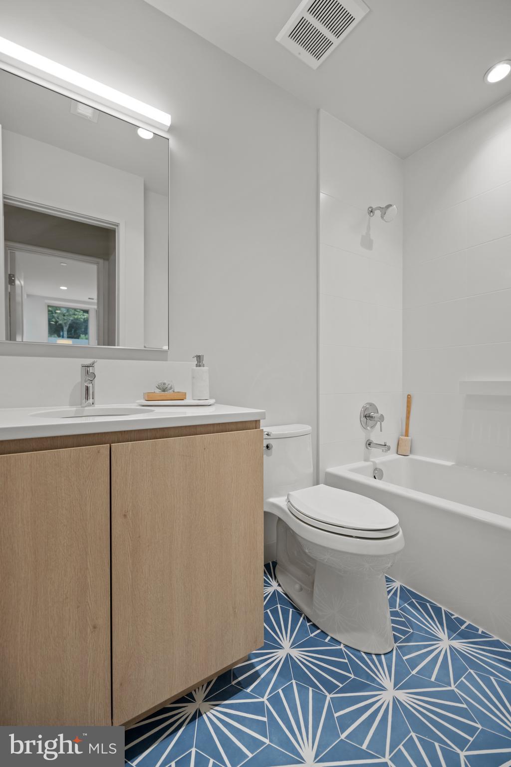 207 8th Street Northeast, Unit 1 Washington, DC 20002 - Photo 16 of 35