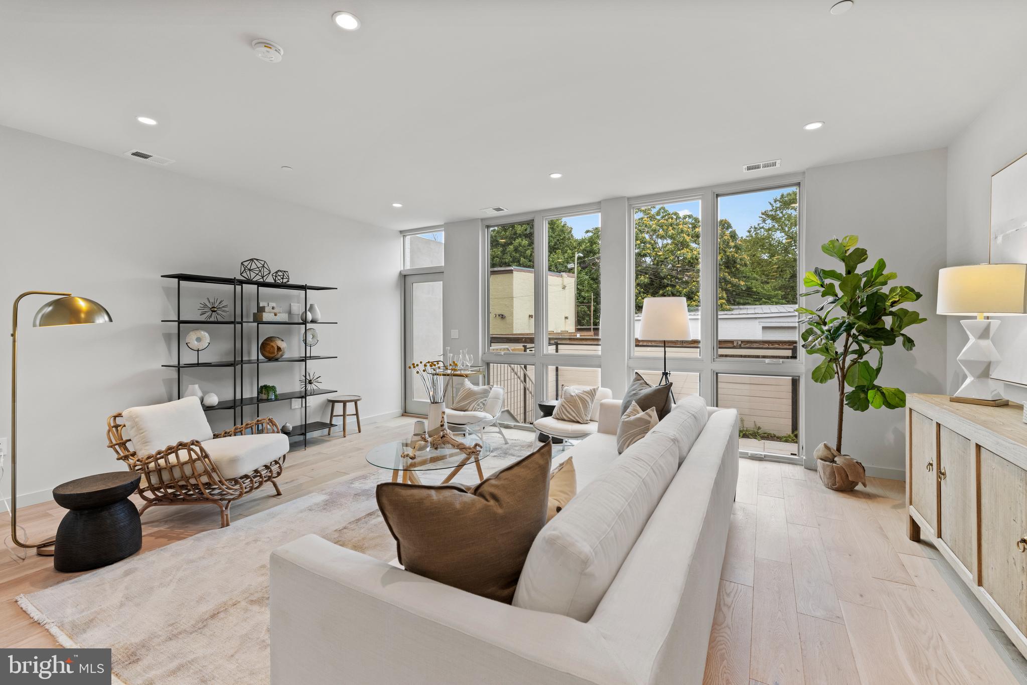 207 8th Street Northeast, Unit 1 Washington, DC 20002 - Photo 4 of 35