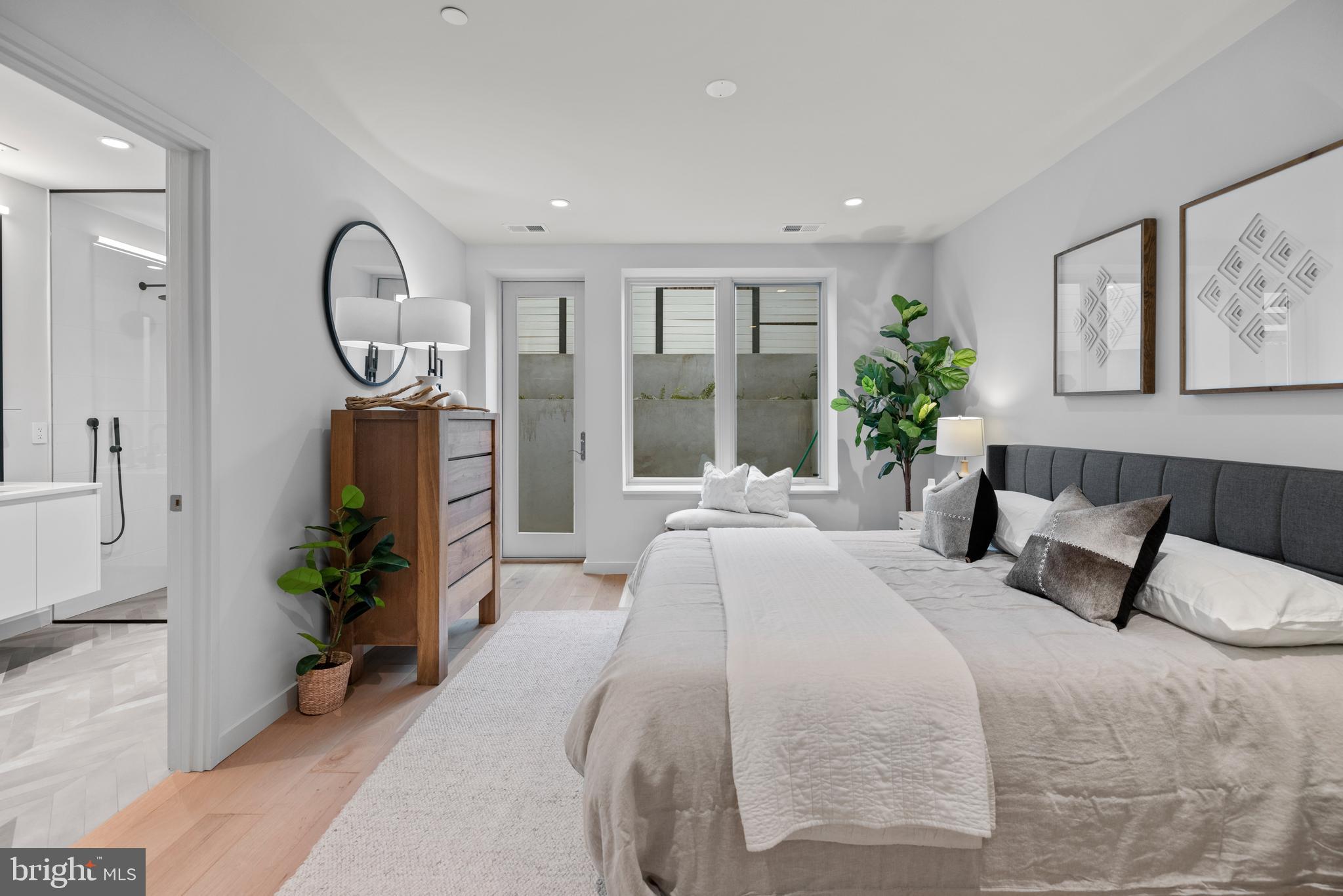 207 8th Street Northeast, Unit 1 Washington, DC 20002 - Photo 9 of 35