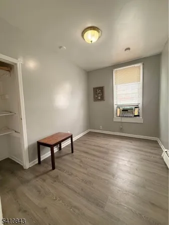 $2,300 | 53 Hassart Street, Unit 2, New Brunswick, NJ 08901