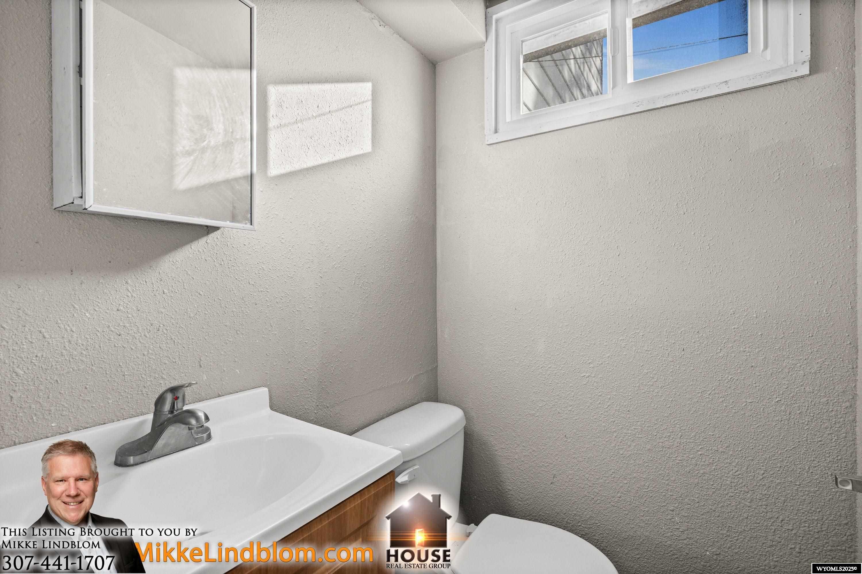 2251 South Washington Street Casper, WY 82601 - Photo 18 of 23