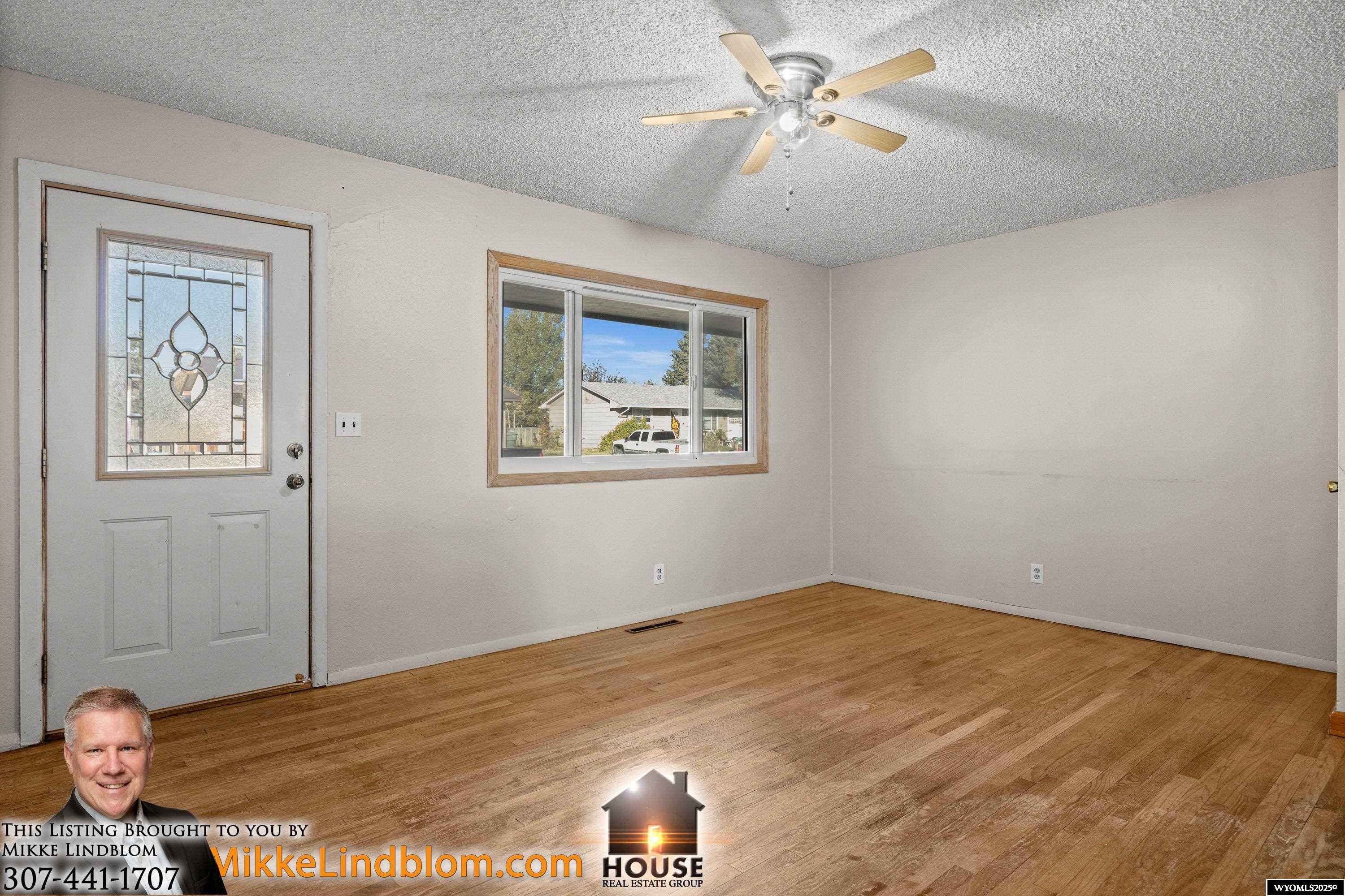 2251 South Washington Street Casper, WY 82601 - Photo 4 of 23