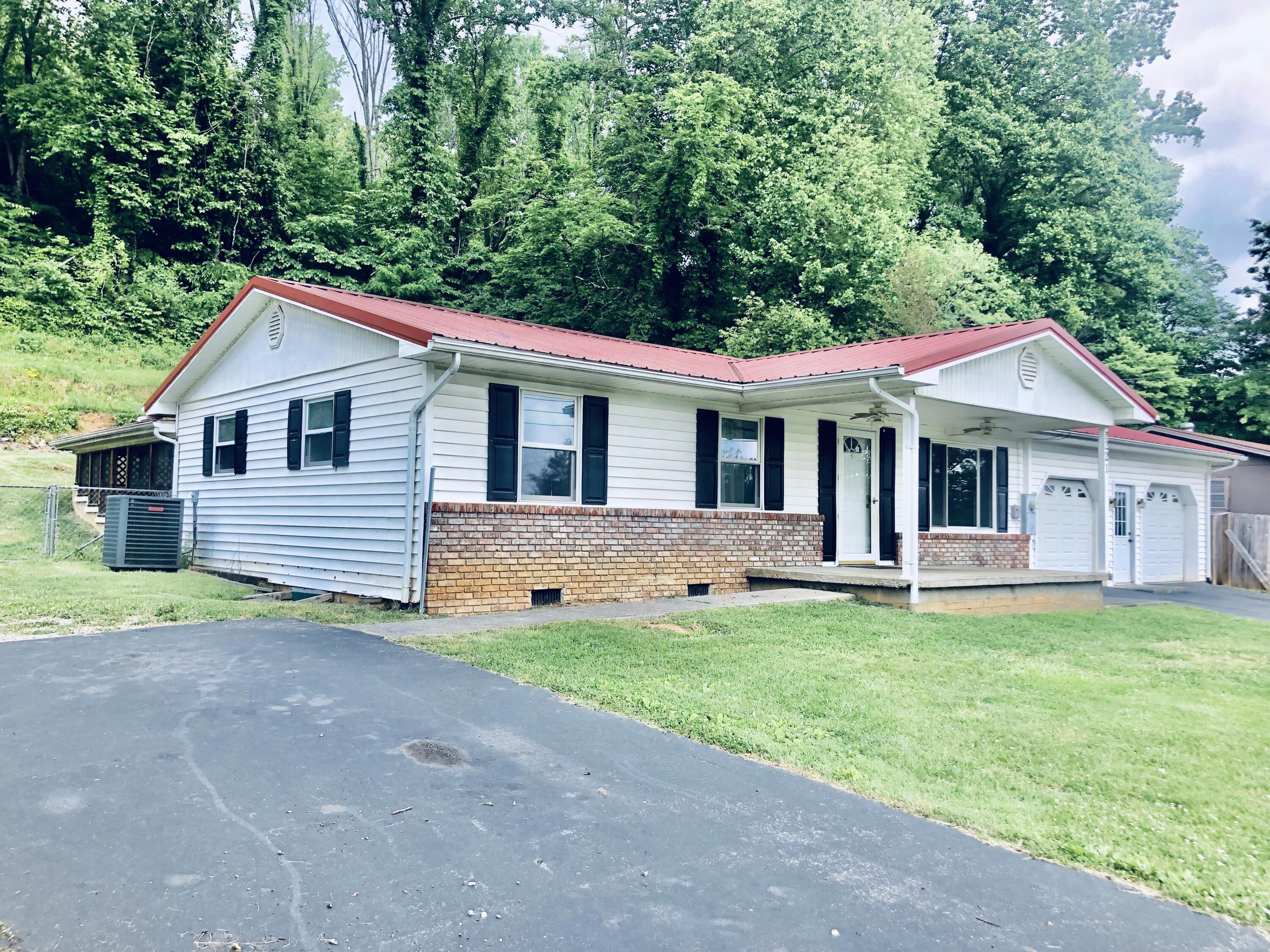 221 Shannon View Road Gray, TN 37615 - Photo 24 of 25 IMG_2331