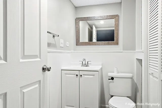 $285,000 | 1313 Cherokee Drive, Round Lake Beach, IL 60073