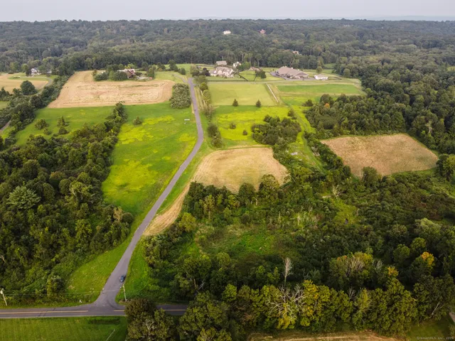 $5,499,000 | L7-l8 Willow Brook Drive, Roxbury, CT 06783