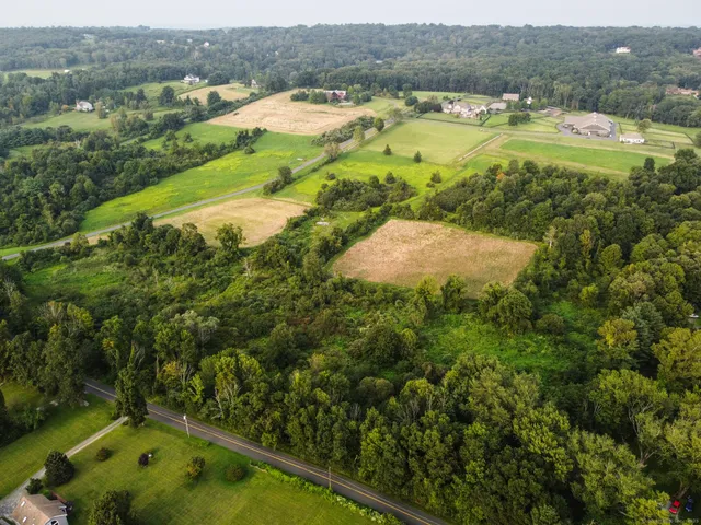 $5,499,000 | L7-l8 Willow Brook Drive, Roxbury, CT 06783