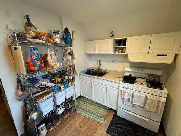 $3,375 | 7 Jay Street, Unit 3, Somerville, MA 02144