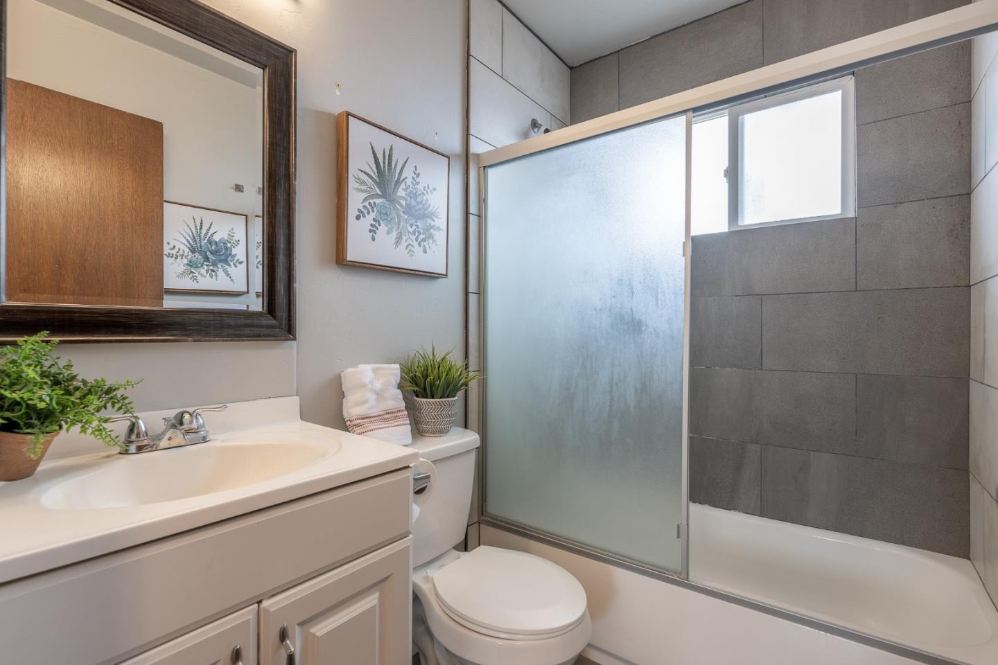 16911 El Rancho Way Salinas, CA 93907 - Photo 18 of 25 Gallery Image 18