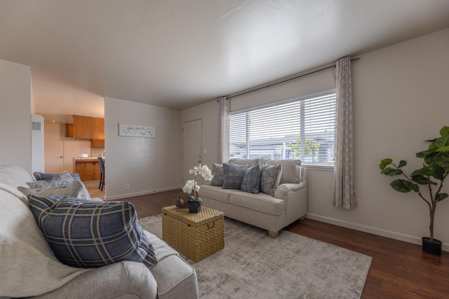 16911 El Rancho Way Salinas, CA 93907 - Photo 8 of 25 Gallery Image 8