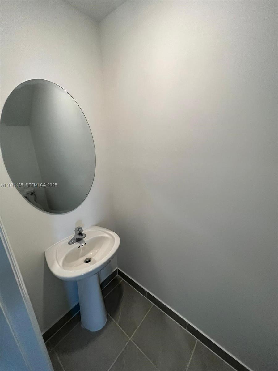 2696 Southeast 18th Street, Unit 2696 Homestead, FL 33035 - Photo 9 of 24