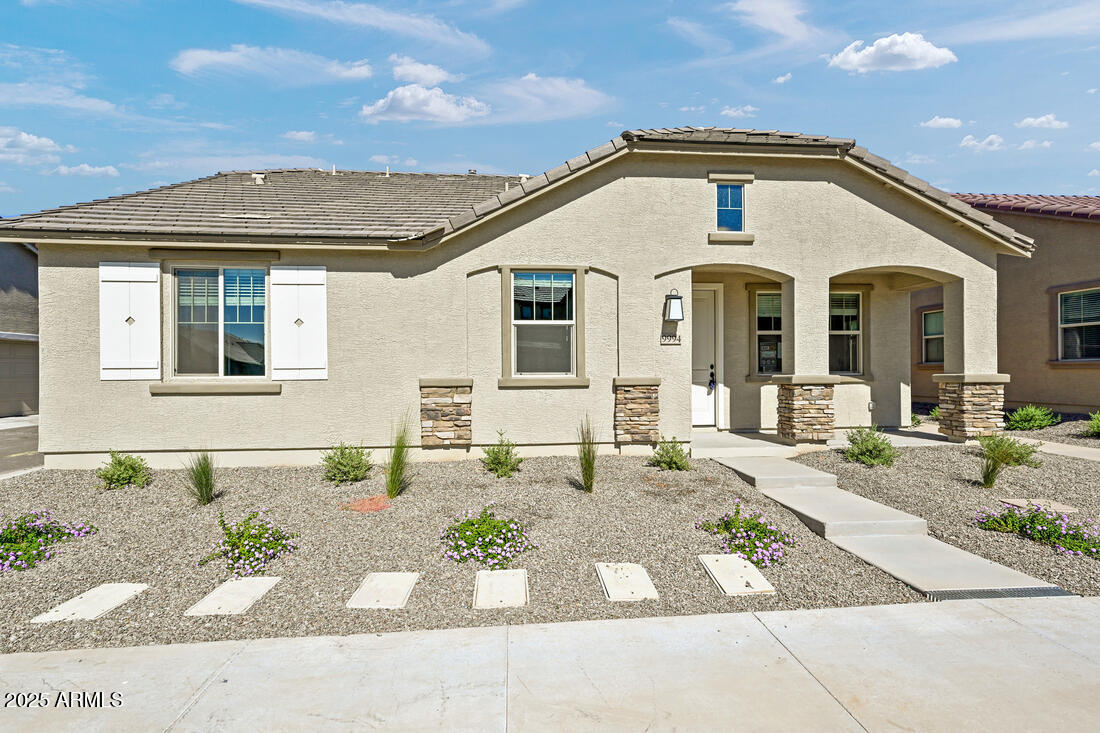 9994 West Piccadilly Road Avondale, AZ 85392 - Photo 3 of 46 9964 W Piccadilly Road - Ready Now!