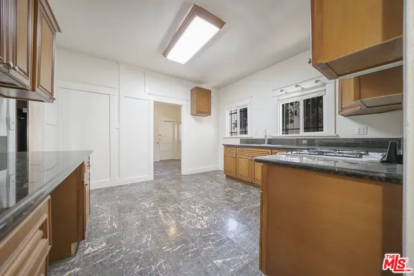 $4,500 | 1417 12th Avenue, Los Angeles, CA 90019