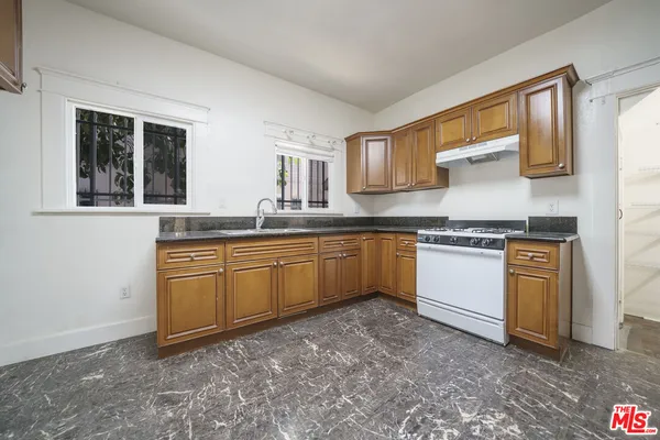 $4,500 | 1417 12th Avenue, Los Angeles, CA 90019