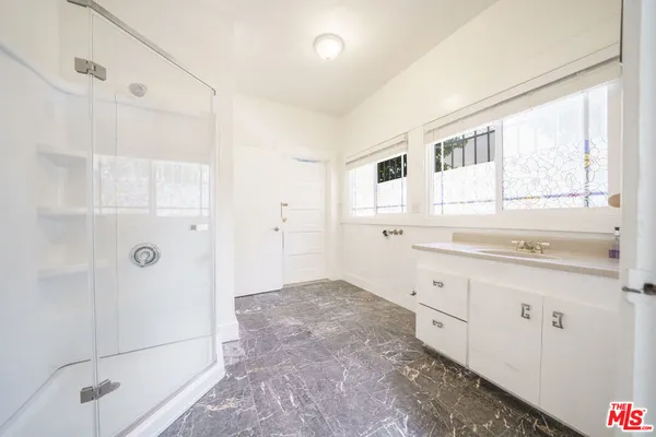 $4,500 | 1417 12th Avenue, Los Angeles, CA 90019