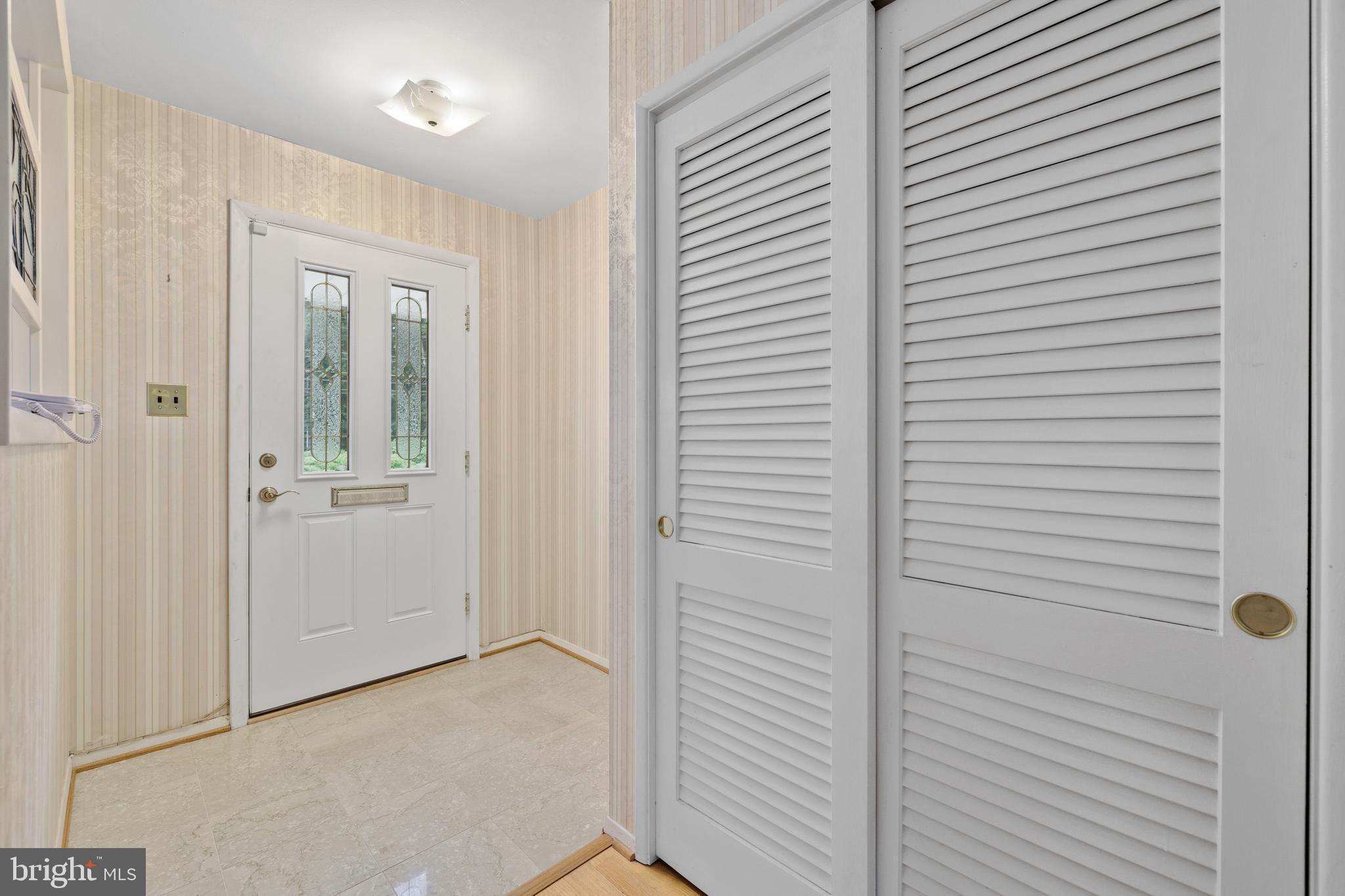 4509 Backlick Road Annandale, VA 22003 - Photo 5 of 49 Gallery Image 5
