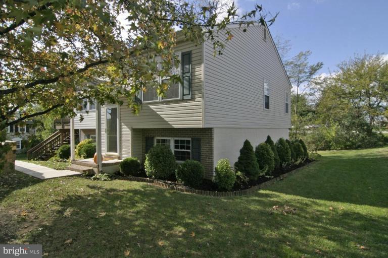 803 Uniontown Road Westminster, MD 21158 - Photo 1 of 16 Exterior (Main)